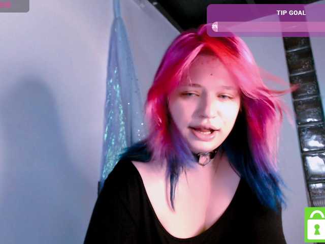mymoonstar live cam on BongaCams