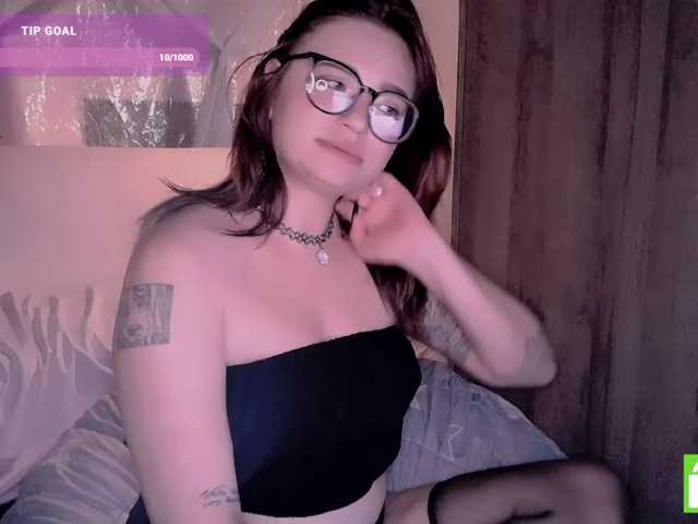 mymoonstar live cam on BongaCams