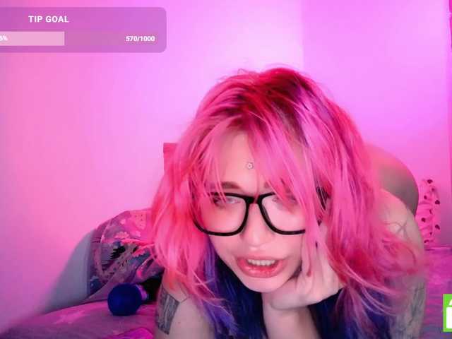 mymoonstar live cam on BongaCams