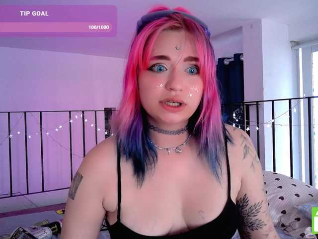 mymoonstar live cam on BongaCams
