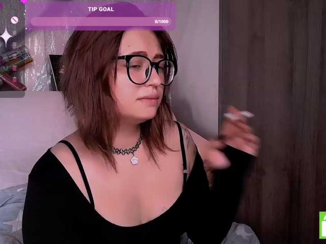 mymoonstar live cam on BongaCams