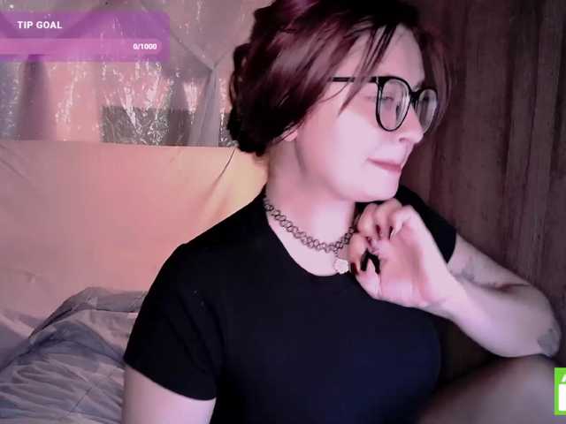 mymoonstar live cam on BongaCams