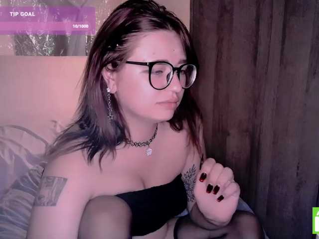 mymoonstar live cam on BongaCams