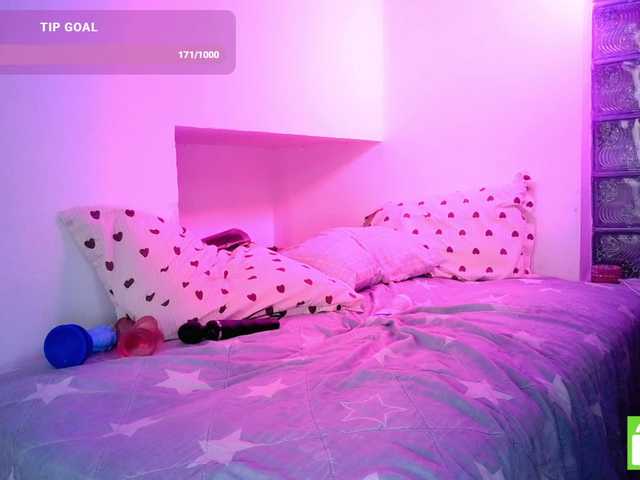 mymoonstar live cam on BongaCams