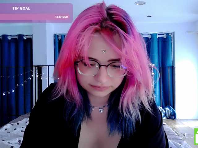 mymoonstar live cam on BongaCams