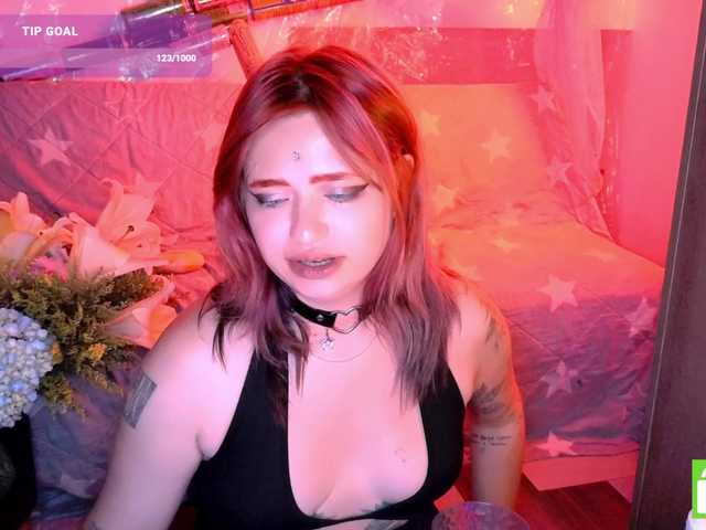 mymoonstar live cam on BongaCams
