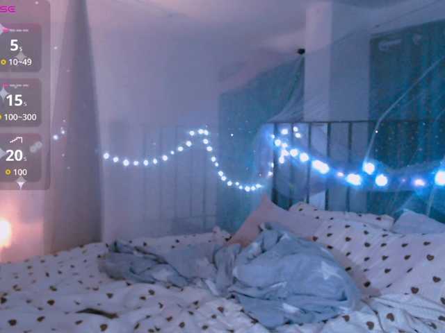 mymoonstar live cam on BongaCams