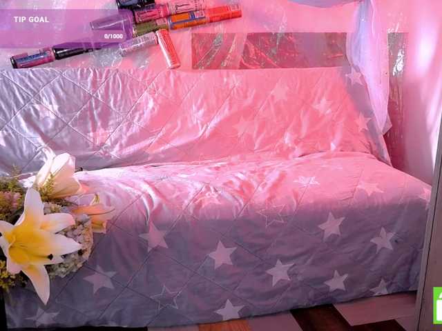 mymoonstar live cam on BongaCams