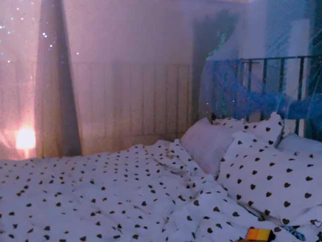 mymoonstar live cam on BongaCams