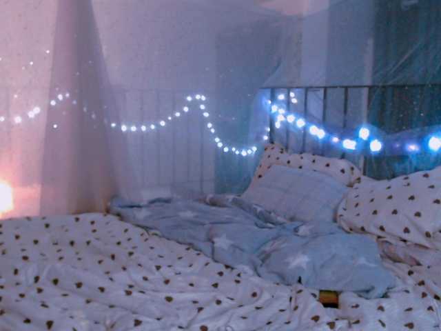 mymoonstar live cam on BongaCams