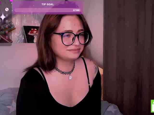 mymoonstar's webcam live show