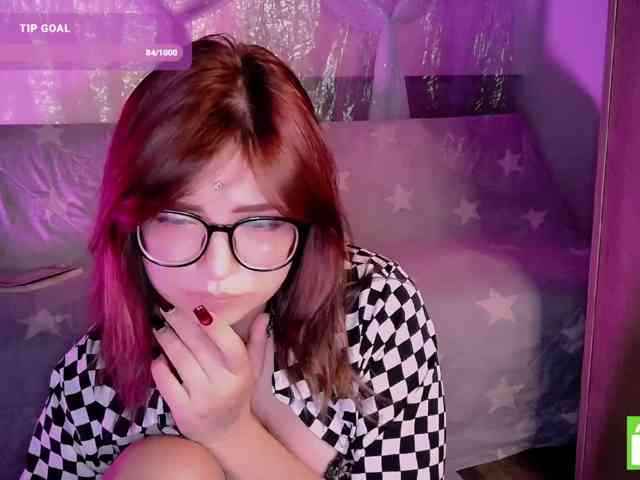 mymoonstar's webcam live show