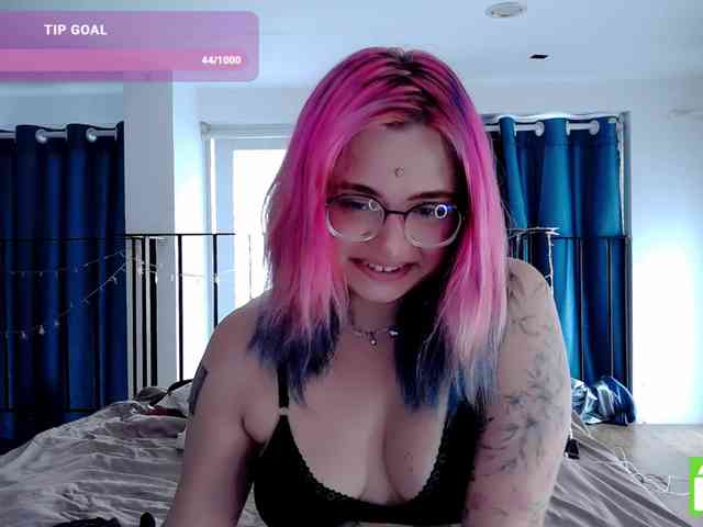 Modella: mymoonstar