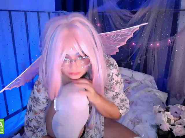 mymoonstar's webcam live show