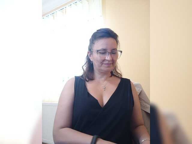ARINA-XXX live cam on BongaCams
