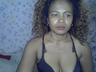 Sexywife1's Live Webcam