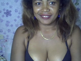 Sexywife1's Live Webcam