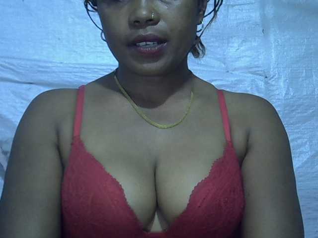 Sexywife1 live cam on BongaCams
