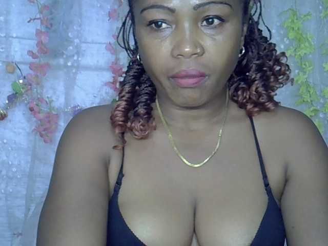 Sexywife1 live cam preview