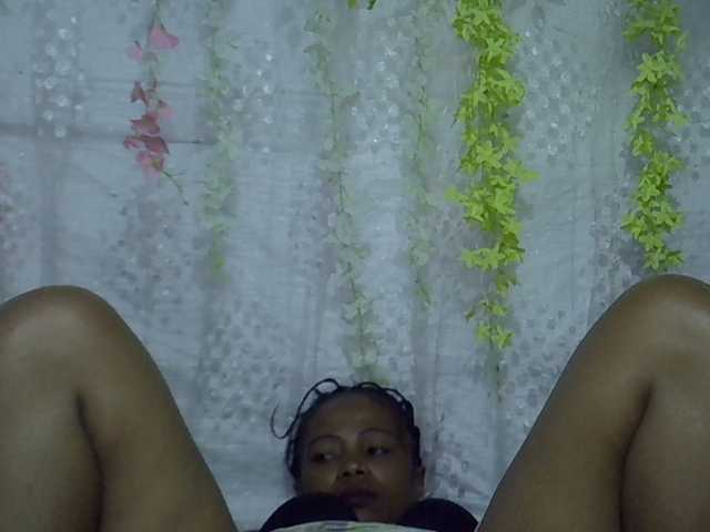 Sexywife1 live cam on BongaCams