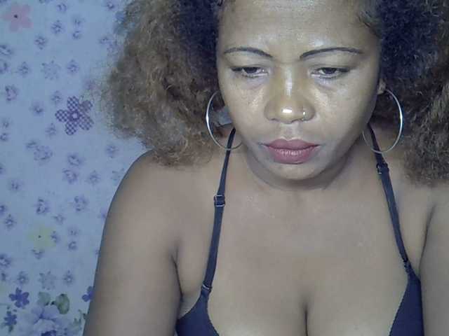 Sexywife1 webcam