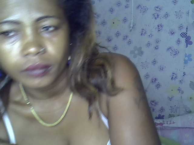 Sexywife1 live cam on BongaCams