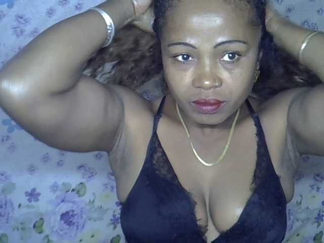 Sexywife1 live webcam show