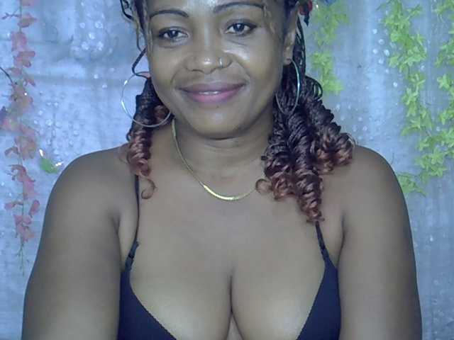 Sexywife1 live cam preview
