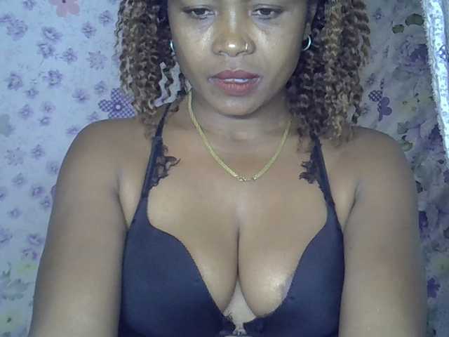 Sexywife1 live webcam show