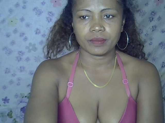 Sexywife1 live webcam show