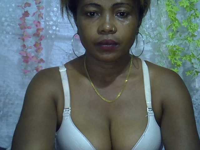 Sexywife1 live cam preview