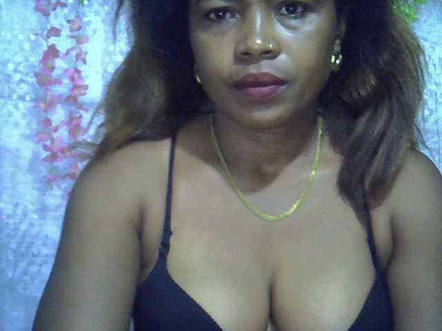 Sexywife1 live cam preview