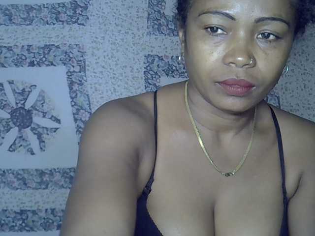 Sexywife1 live cam