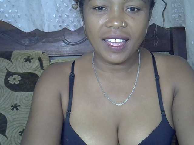 Sexywife1's BongaCams show and profile