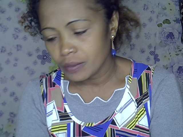 Sexywife1 live cam on BongaCams
