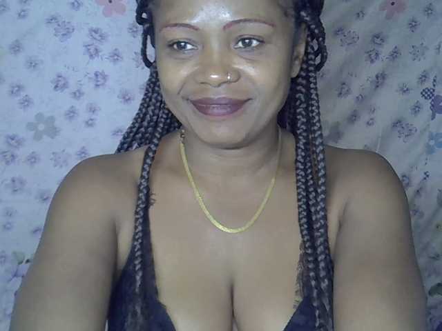 Sexywife1 live webcam show