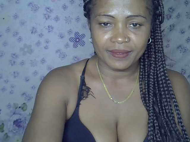 Sexywife1 live webcam show