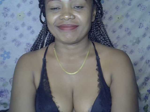Sexywife1 live webcam show