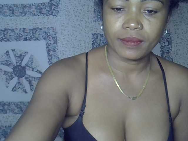 Sexywife1 live cam