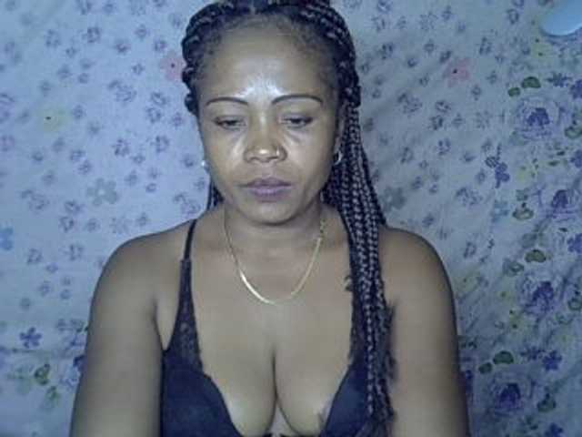 Sexywife1 live webcam show