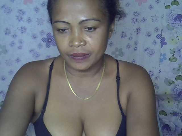 Sexywife1 live cam on UnifiedCams