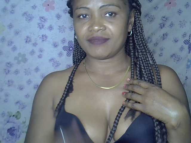 Sexywife1 live webcam show