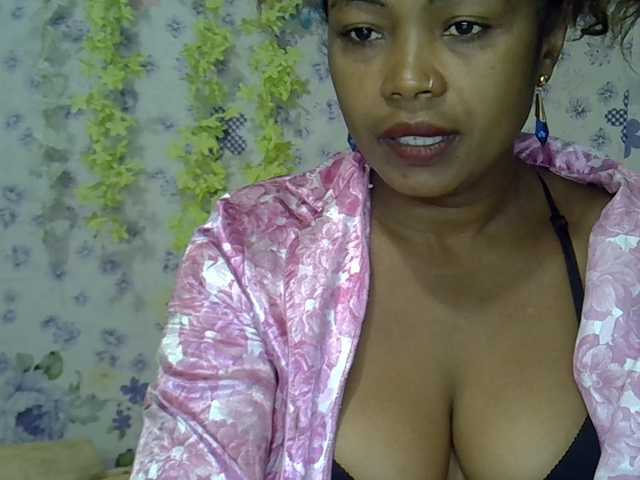 Sexywife1 webcam
