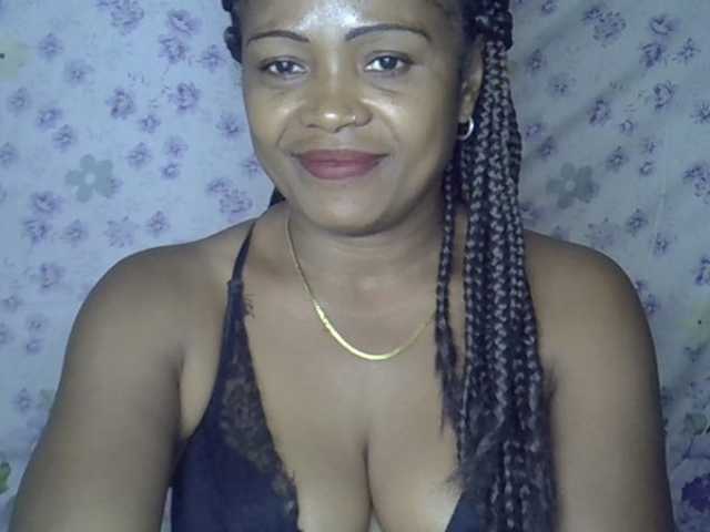 Sexywife1 live webcam show