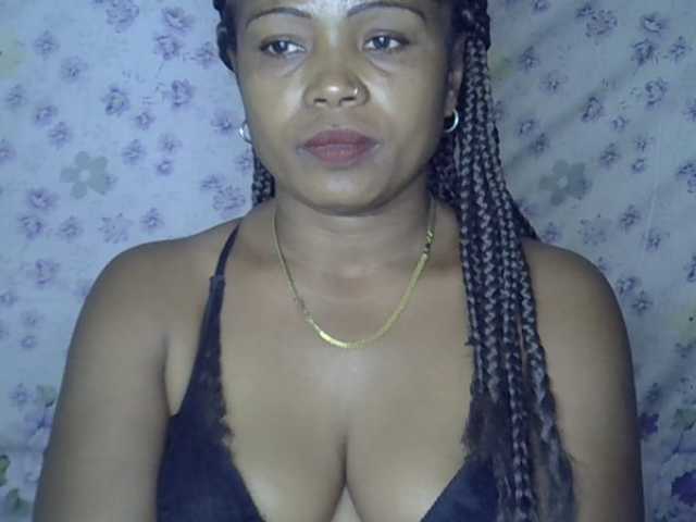 Sexywife1 live webcam show