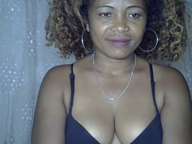 Sexywife1's BongaCams show and profile