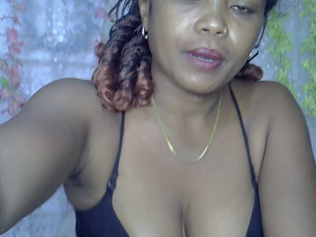 Sexywife1 live cam preview