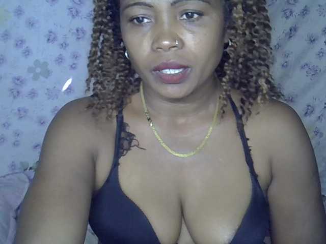 Sexywife1 live webcam show