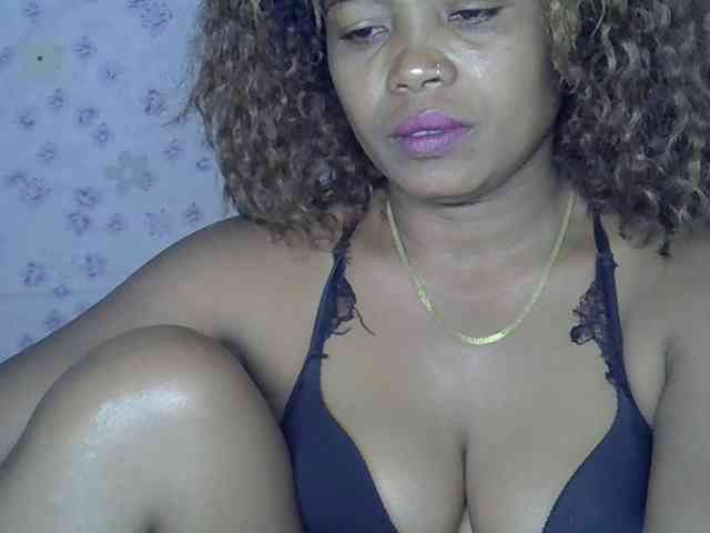 Sexywife1 webcam