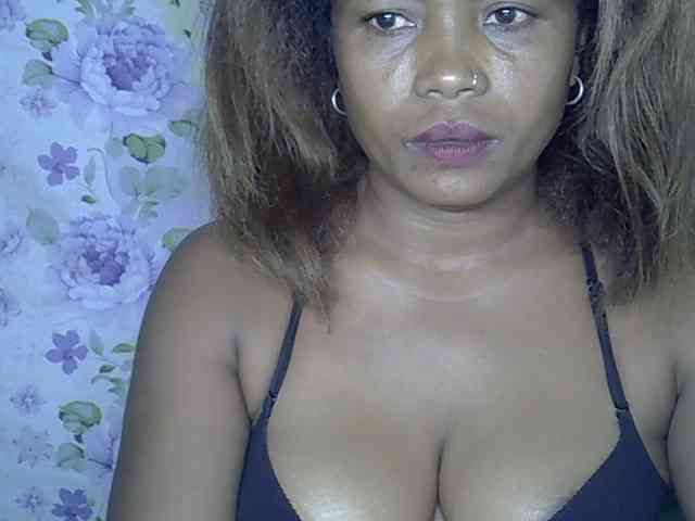 Sexywife1 webcam